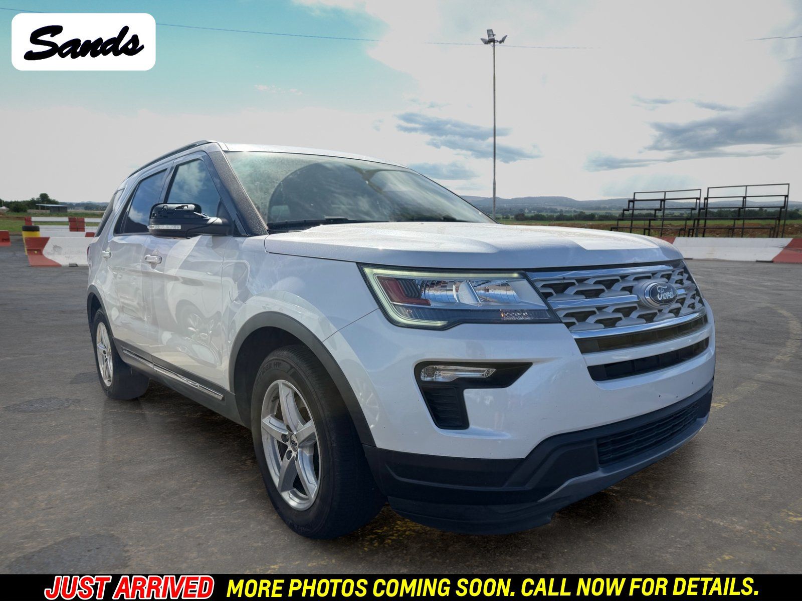 Used 2019 Ford Explorer XLT w/ Equipment Group 201A FWD image 1
