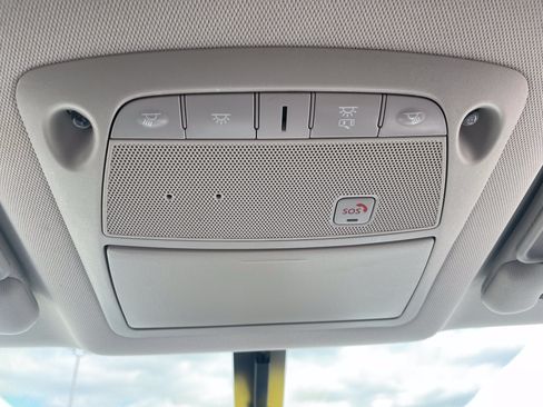 Used 2018 Nissan Pathfinder SL AWD/4WD image 28