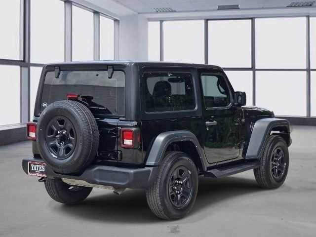 Used 2023 Jeep Wrangler Sport AWD/4WD image 7