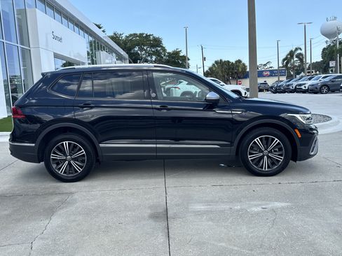 Certified 2024 Volkswagen Tiguan Wolfsburg Edition AWD/4WD image 3