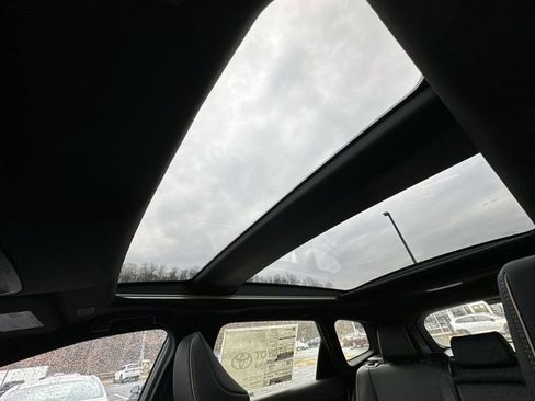 New 2026 Toyota Crown Signia image 18