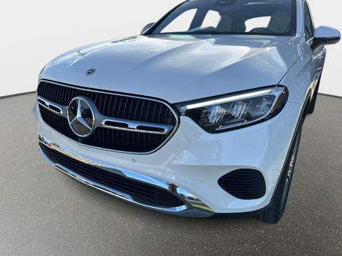 New 2026 Mercedes-Benz GLC 300 image 8