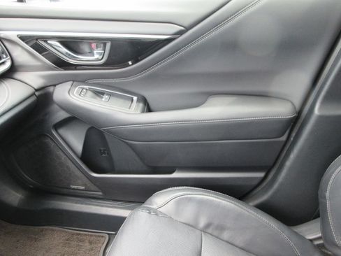 Used 2020 Subaru Outback Limited AWD/4WD image 34