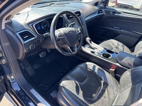 Used 2013 Ford Fusion Titanium w/ Titanium Driver Assist Pkg image 9