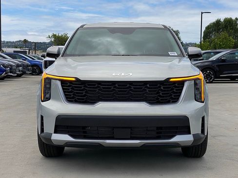 New 2026 Kia Sorento LX FWD image 9