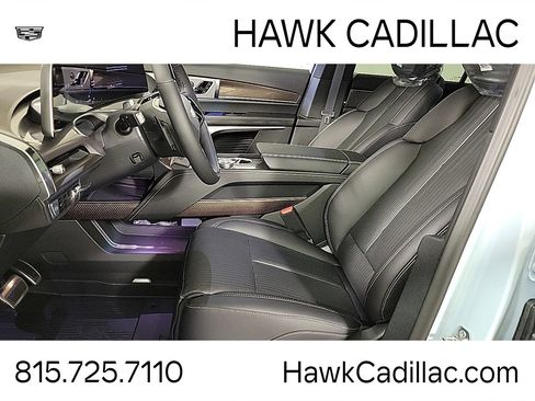 New 2026 Cadillac Vistiq Sport w/ LPO, Floor Liner Package AWD/4WD image 12