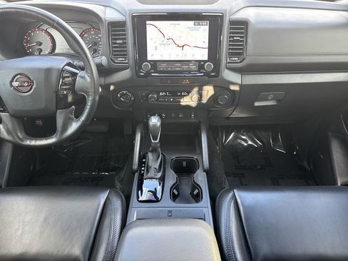 Used 2022 Nissan Frontier PRO-4X w/ Pro-4X Premium Package image 15