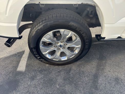 Used 2022 Ford F150 Platinum w/ Equipment Group 701A High image 7