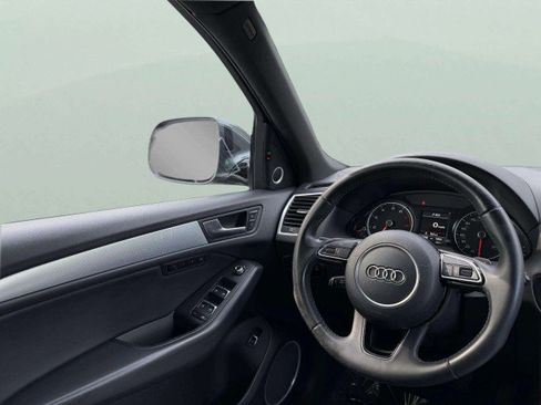Used 2017 Audi Q5 2.0T Premium Plus w/ Technology Package AWD/4WD image 12