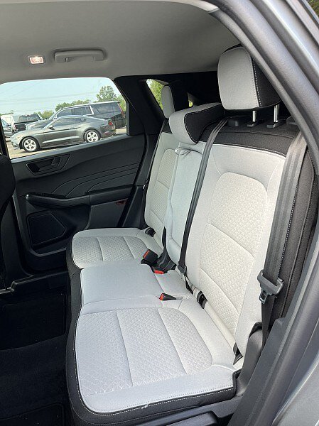 Used 2026 Ford Escape Active w/ Cold Weather Package FWD image 16