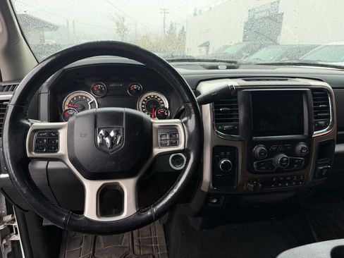 Used 2018 RAM 2500 Laramie image 9