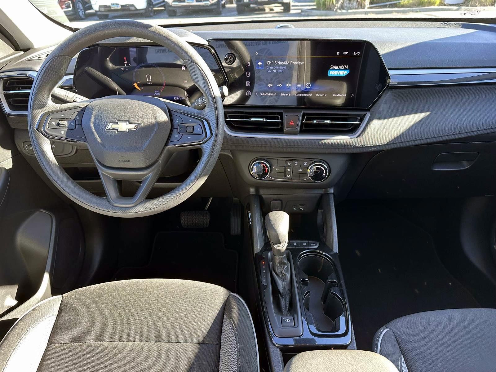 Used 2026 Chevrolet TrailBlazer LS w/ LS Convenience Package AWD/4WD image 13