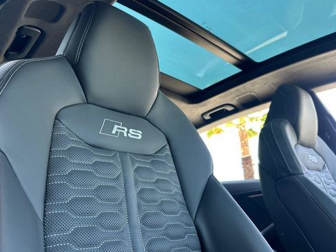 New 2025 Audi RS Q8 performance image 16