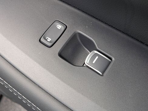 New 2026 Honda HR-V EX-L image 33