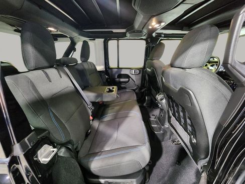 Used 2023 Jeep Wrangler Unlimited Rubicon 4xe w/ Steel Bumper Group image 37