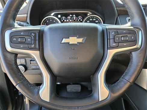 Used 2021 Chevrolet Tahoe Premier w/ Premium Package image 26