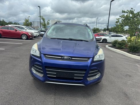 Used 2015 Ford Escape SE w/ SE Chrome Package AWD/4WD image 3