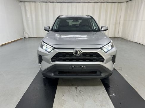 Used 2024 Toyota RAV4 XLE AWD/4WD image 3