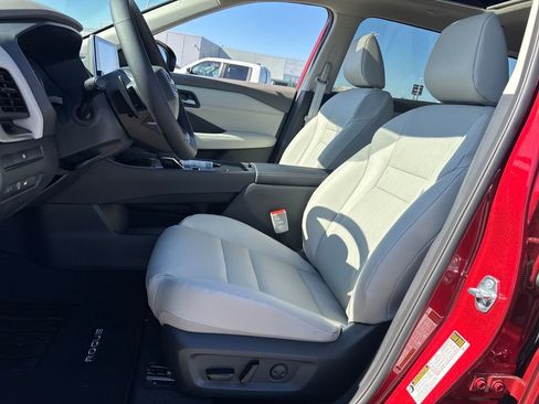 New 2026 Nissan Rogue SV image 14