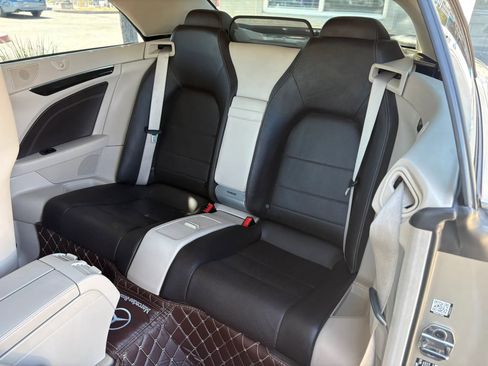 Used 2017 Mercedes-Benz E 400 Cabriolet image 11