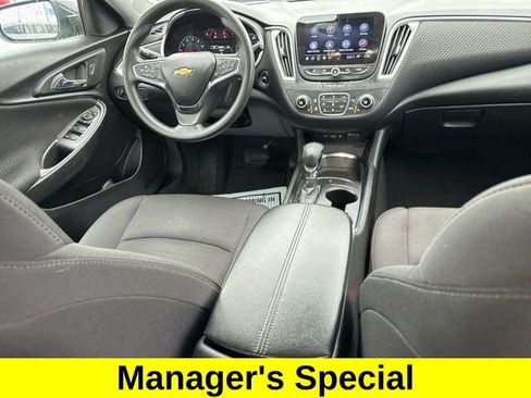 Used 2023 Chevrolet Malibu LT FWD image 38