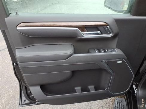 New 2026 GMC Sierra 1500 Elevation image 27