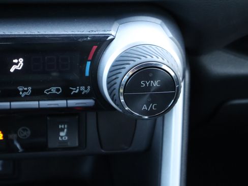 Used 2021 Toyota RAV4 XSE image 32