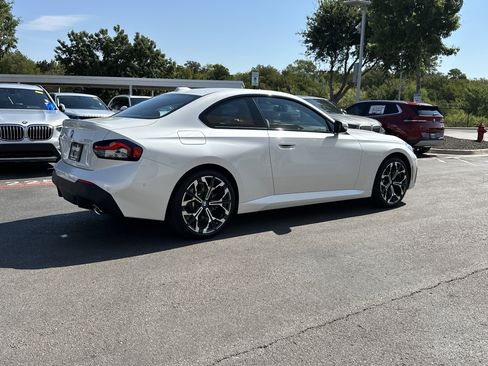 Used 2025 BMW 230i xDrive Coupe w/ Premium Package AWD/4WD image 9