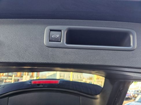 Used 2021 Toyota Highlander XSE image 41