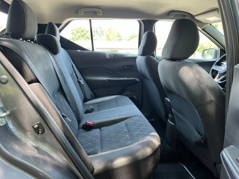 Used 2020 Nissan Kicks S w/ Interior Electronics Package FWD image 19