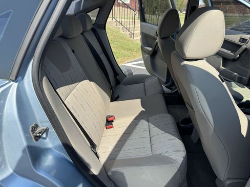 Used 2009 Ford Focus SE FWD image 21