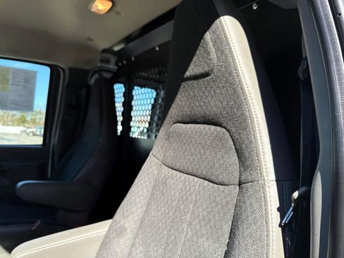 Used 2024 Chevrolet Express 2500 w/ Driver Convenience Package image 14