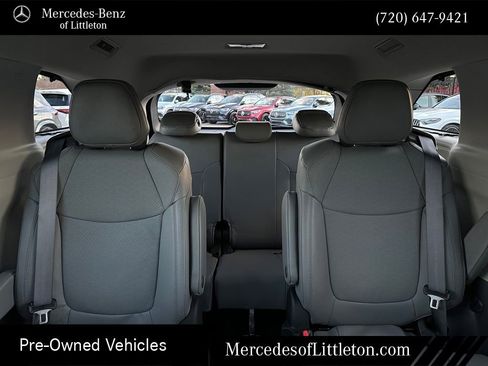 Used 2024 Toyota Sienna Limited image 24