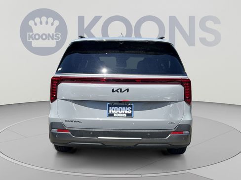 New 2026 Kia Carnival SX Prestige FWD image 5