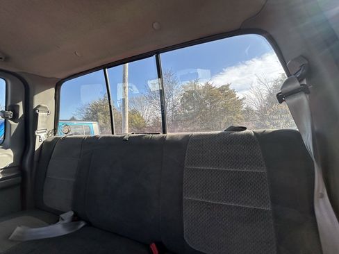 Used 2002 Ford F350 Lariat image 22