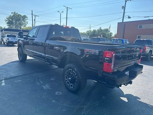 Used 2025 Ford F350 Platinum AWD/4WD image 6