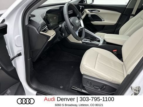 Used 2025 Audi Q5 Premium w/ 19" Wheel Package AWD/4WD image 11