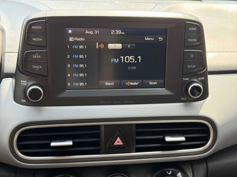 Used 2020 Hyundai Kona SEL FWD image 16