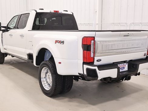 New 2026 Ford F450 Platinum image 7