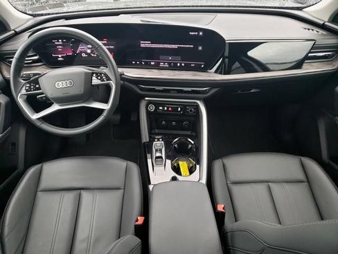 Used 2025 Audi Q5 Premium w/ Convenience Package AWD/4WD image 14
