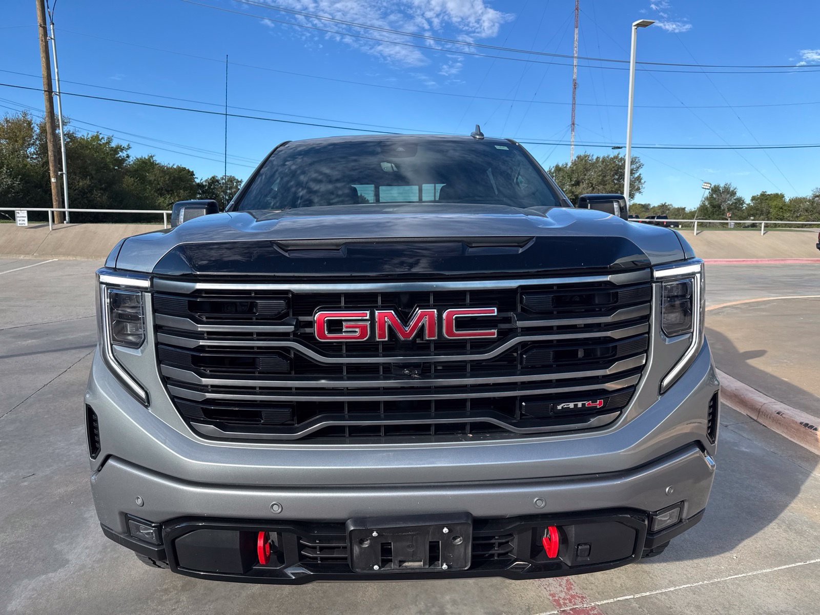 Used 2026 GMC Sierra 1500 AT4 w/ Technology Package AWD/4WD image 9