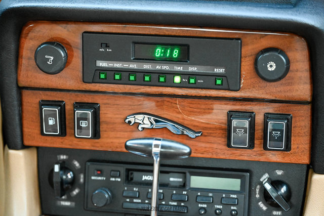 Used 1987 Jaguar XJ6 RWD image 76