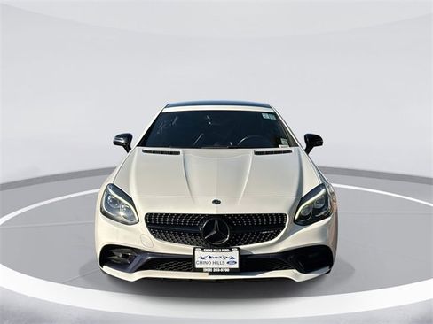 Used 2018 Mercedes-Benz SLC 43 AMG image 2