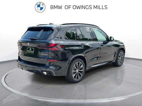New 2026 BMW X5 xDrive40i w/ M Sport Package AWD/4WD image 9