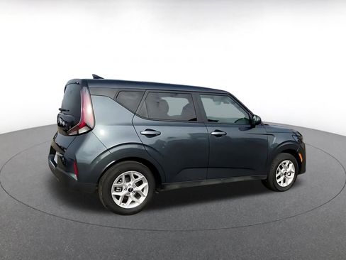 Used 2025 Kia Soul LX w/ LX Technology Package image 15