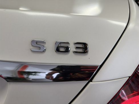 Used 2019 Mercedes-Benz S 63 AMG S 4MATIC Sedan image 14