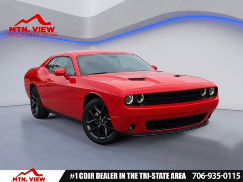 Used 2023 Dodge Challenger SXT w/ Blacktop Package image 1