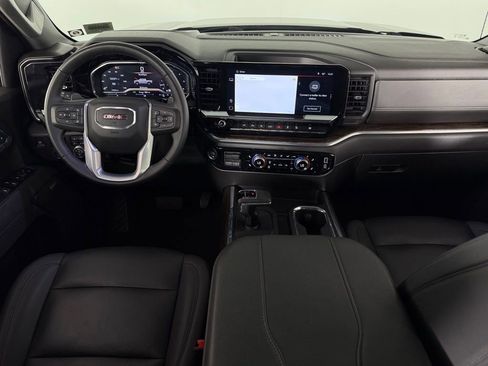 Used 2025 GMC Sierra 1500 Elevation w/ Elevation Premium Package image 12