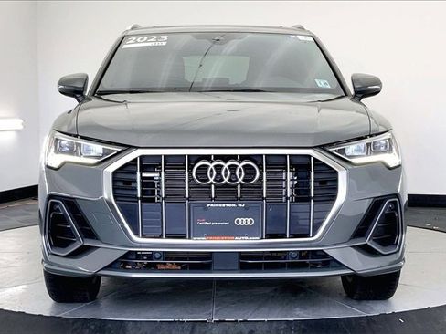 Certified 2023 Audi Q3 2.0T Premium w/ Convenience Package image 3