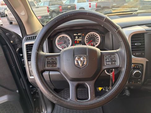 Used 2017 RAM 1500 Classic SLT image 15